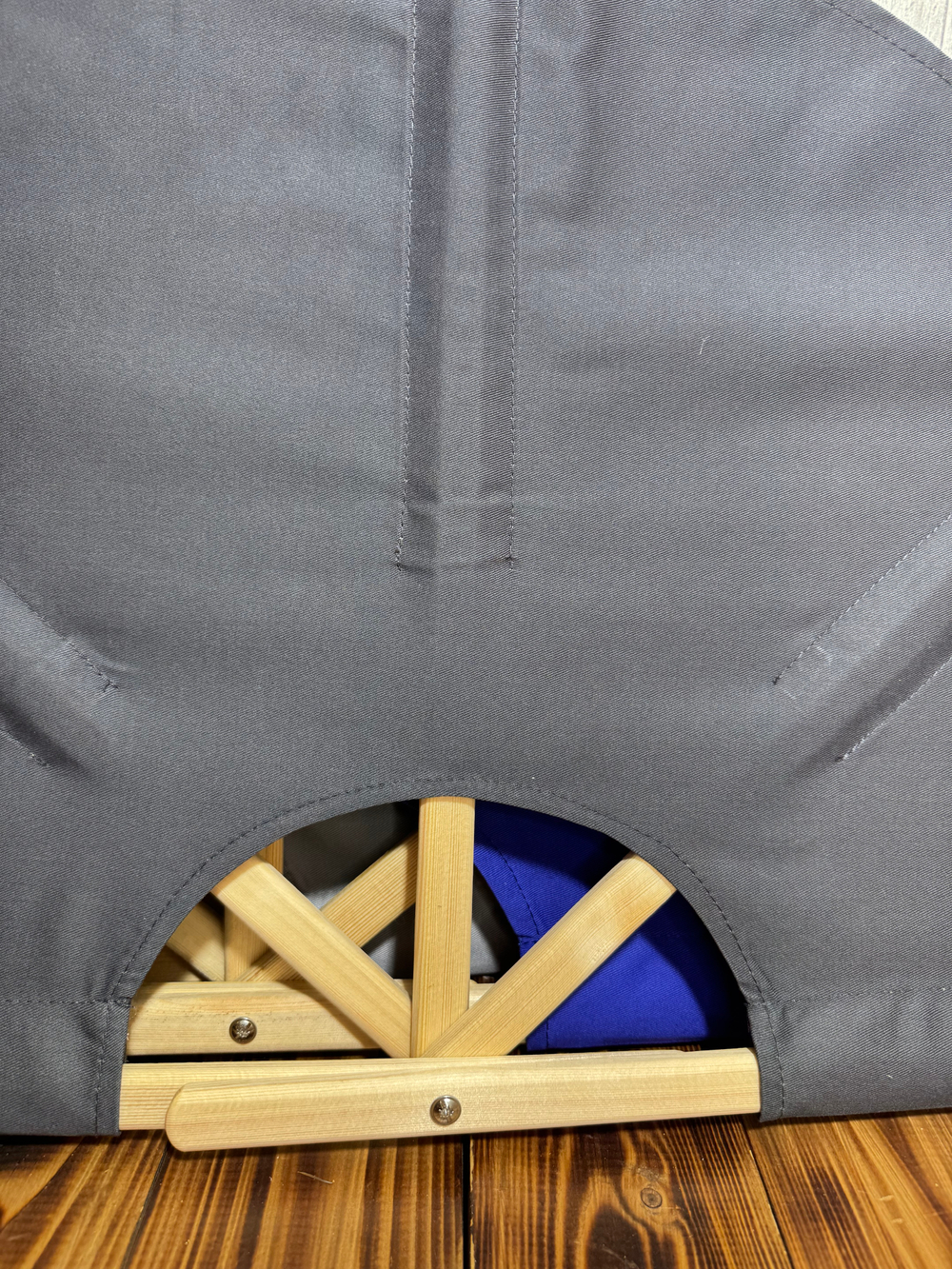 Веер для бани и сауны, опахало (сосна) темно серый