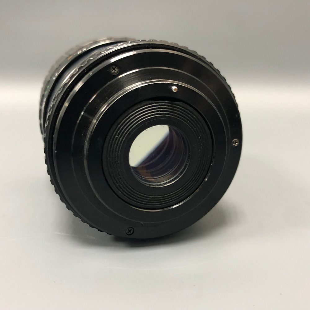Sigma 35-70mm 2.8-4 M42 со слегка долгой диафрагмой.
