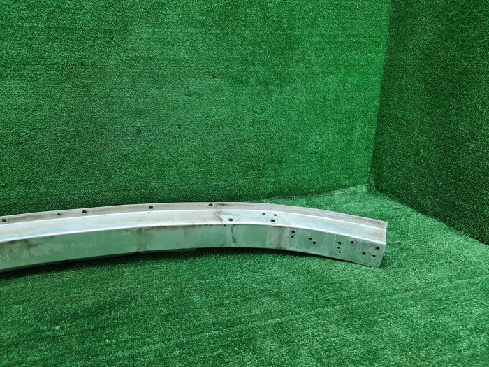 Усилитель передний Mercedes S w222 (2013-2017)