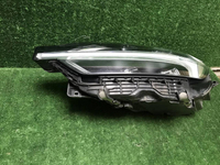 Фара левая Volvo XC60 2 (2017-2021) LED