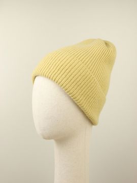 Шапка вязаная "Прогулка с корги", 100% шерсть ягнёнка, цвет груша.