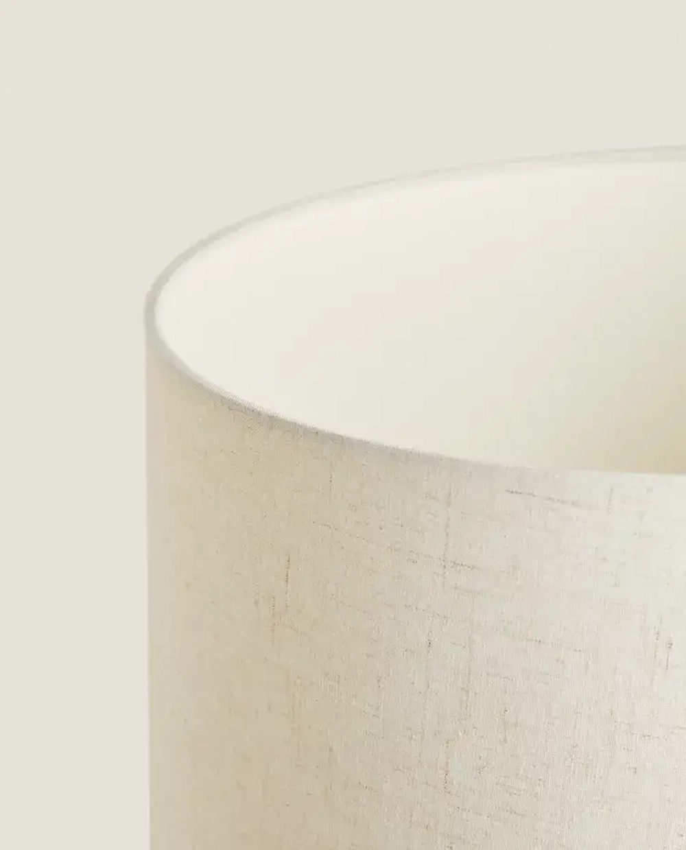 ZARA HOME НАСТОЛЬНАЯ ЛАМПА С КЕРАМИЧЕСКИМ ОСНОВАНИЕМ, БЕЛЫЙ