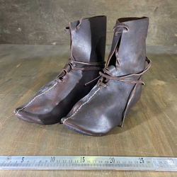 Ботинки по находкам из Осеберга