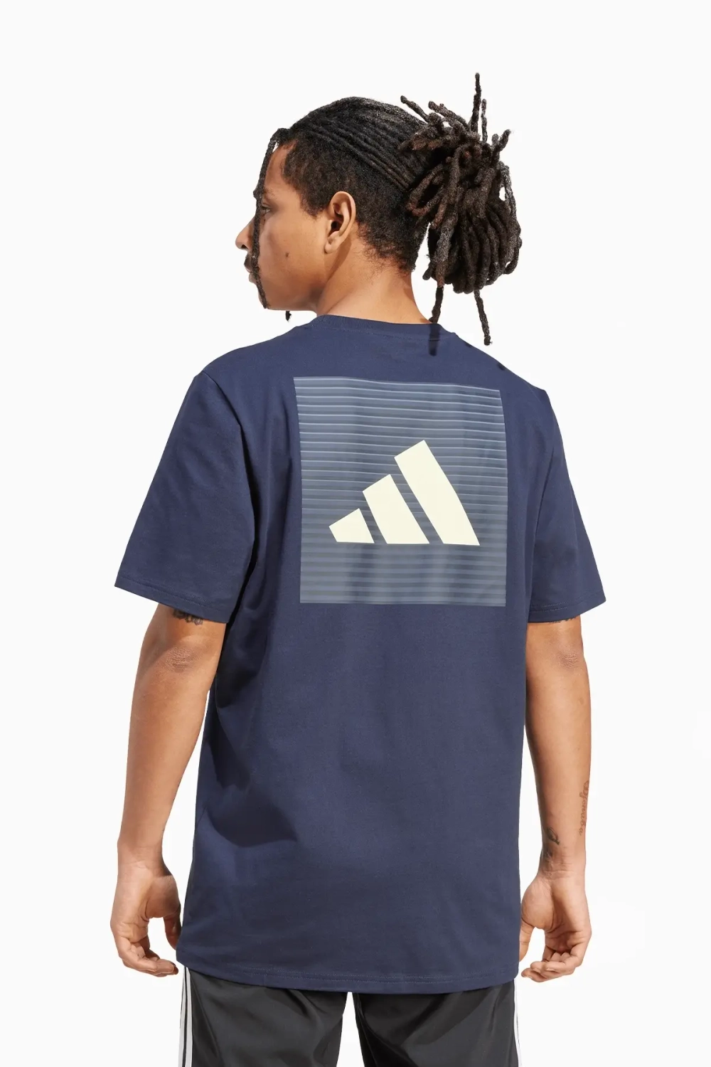 Футболка adidas Real Madrid 25/26 Seasonal Graphic Tee - темно-синий