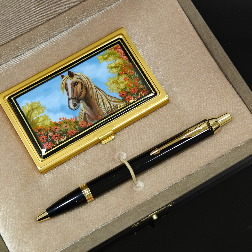 Набор подарочный "Конь" визитница персональная с ручной росписью и ручка Parker