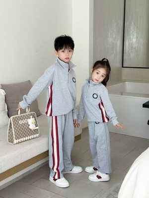 Спортивные костюмы