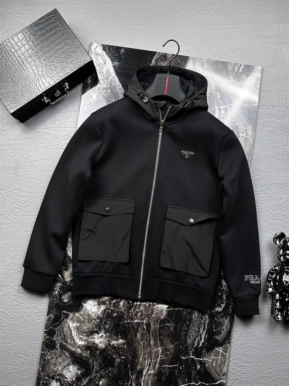 Бомбер Prada