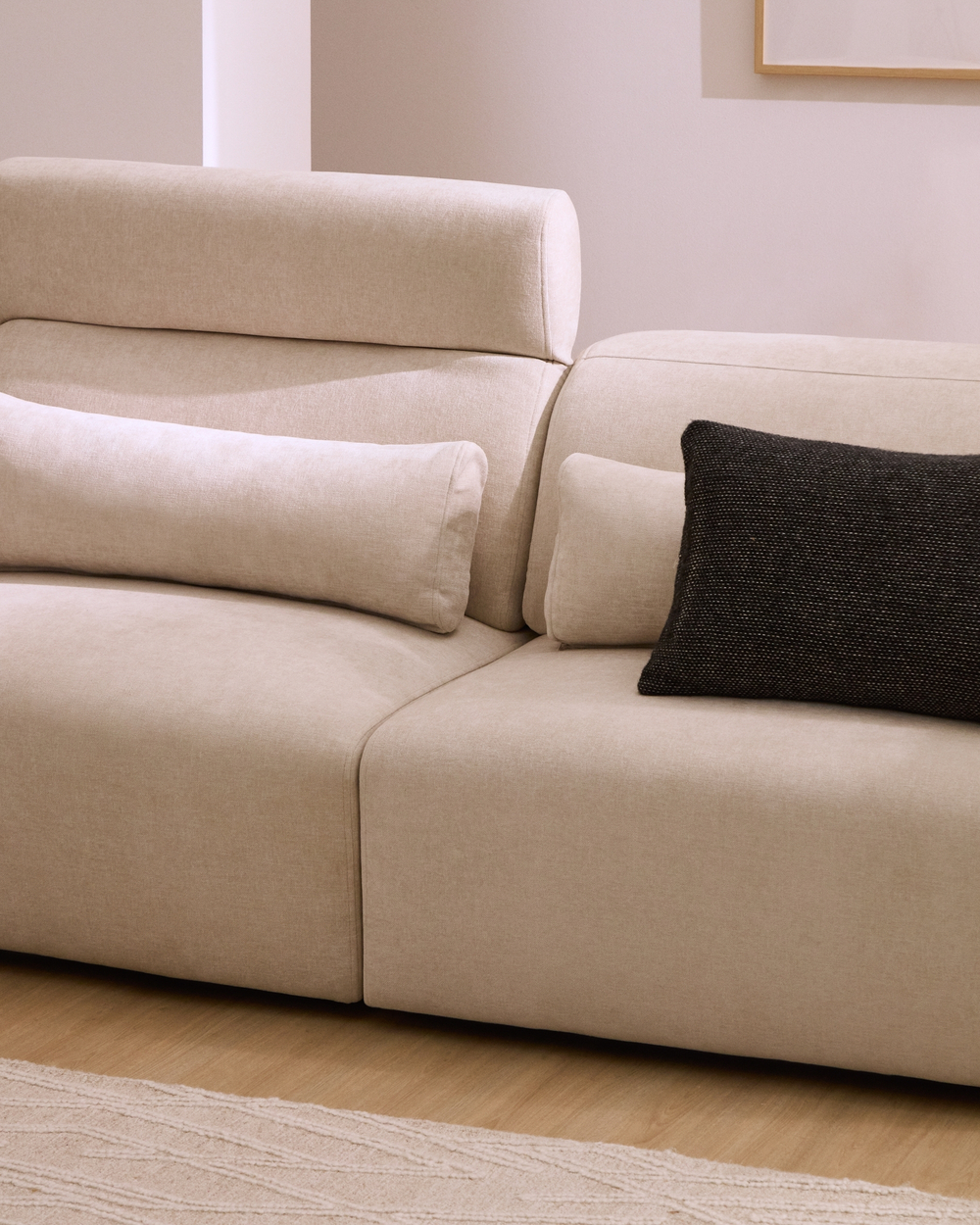 5-местный диван Lares с реклайнером и откидным подголовником из бежевого шенилла, 335 см