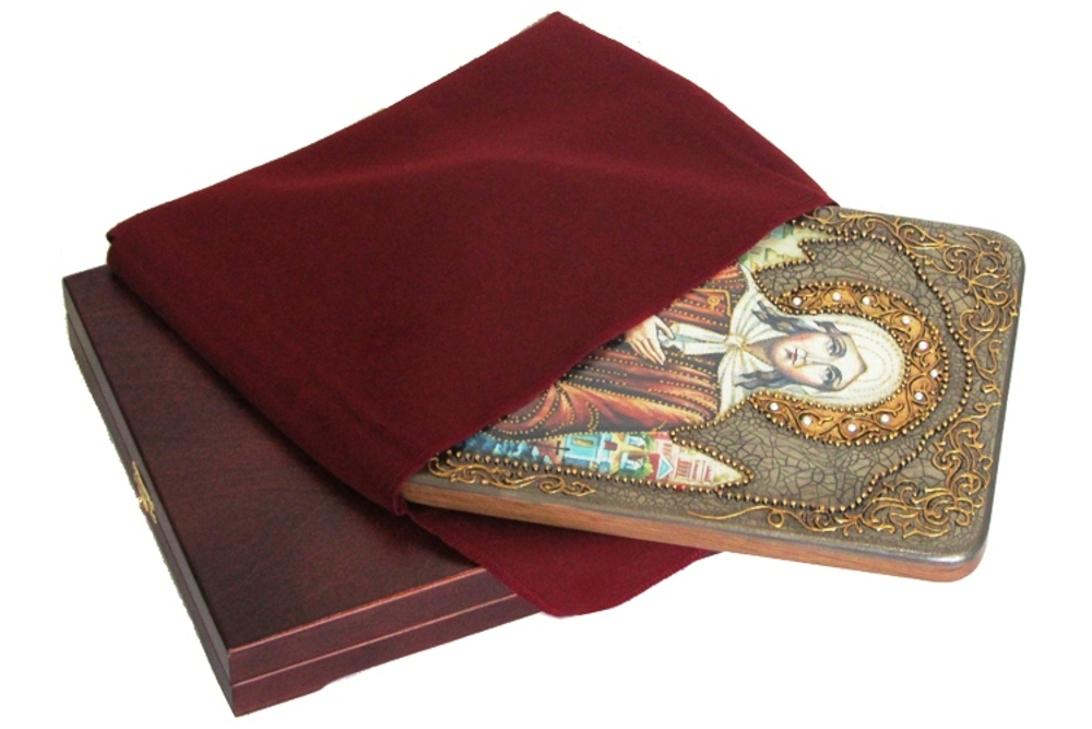 Инкрустированная икона Святая Блаженная Ксения Петербургская 29х21см на натуральном дереве в подарочной коробке