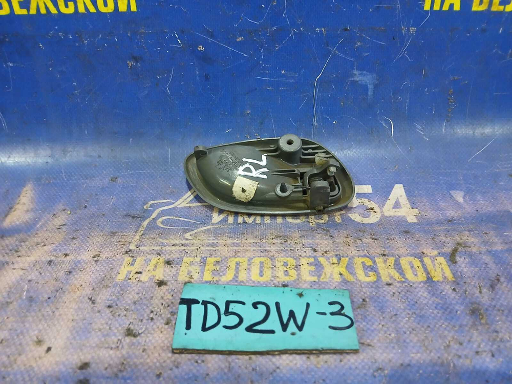 Ручка двери задней левой салонная SUZUKI ESCUDO 2000