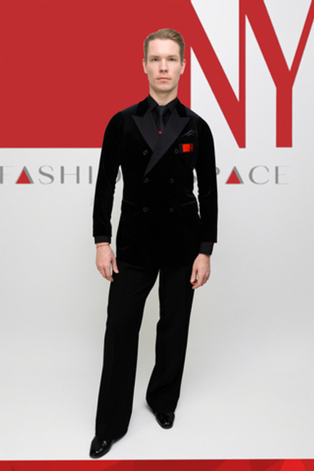 Смокинг Velvet по индивидуальным меркам NY Fashionspace