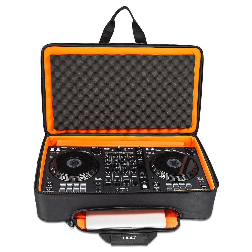 Рюкзак UDG Ultimate MIDI controller Backpack Large Black/Orange Inside MK2