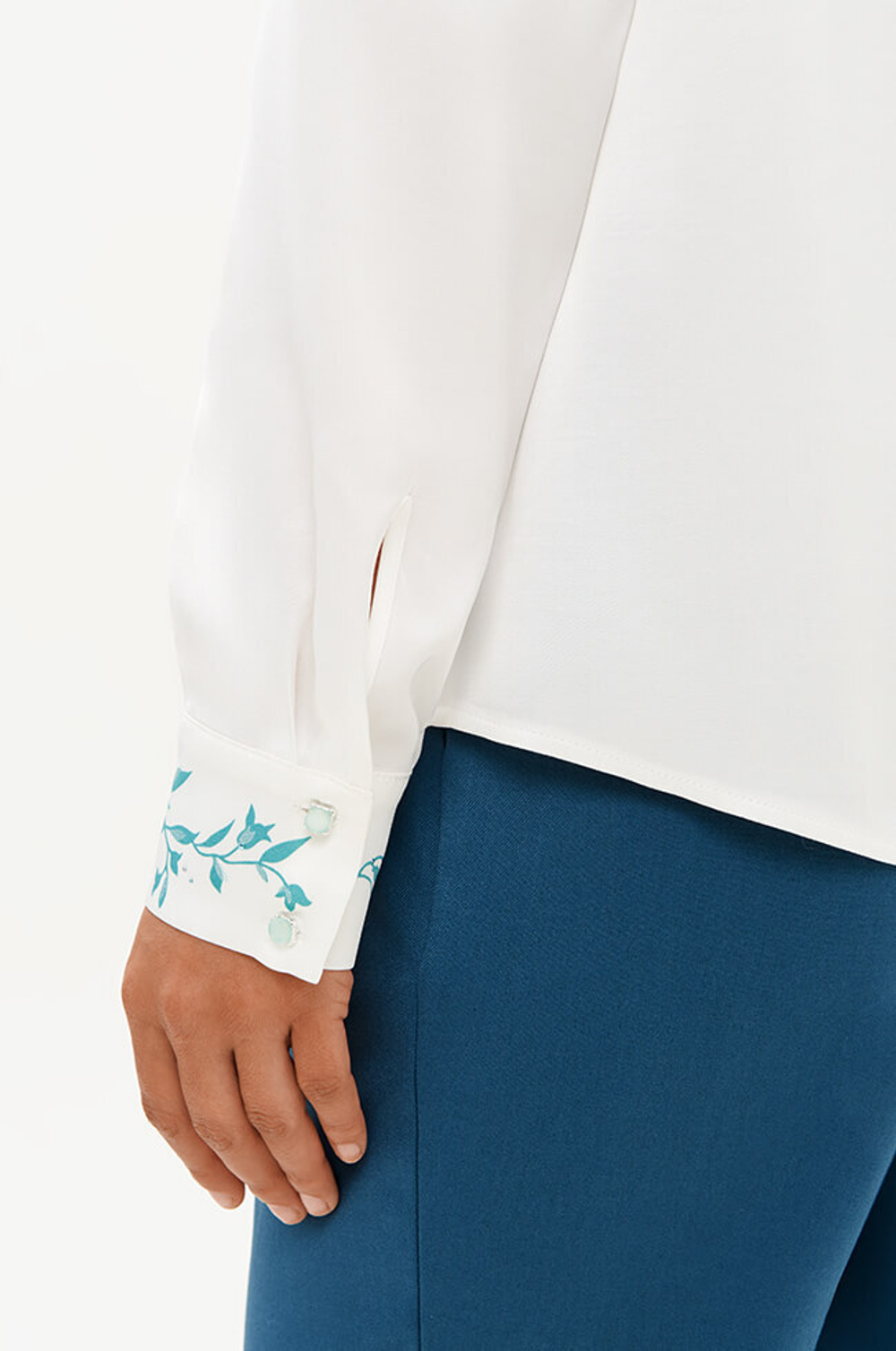 23359 Блузка женская (молочный)