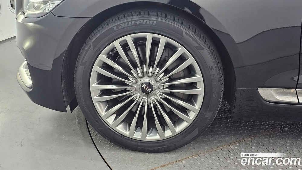 Kia The K9 (Quoris/K900) 3.8 GDI AWD (06.2020)