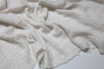 СЛИВОЧНЫЙ - Пушистая свитеровка (КРВ648 Елена) (к0 незначительно испачкан местами)