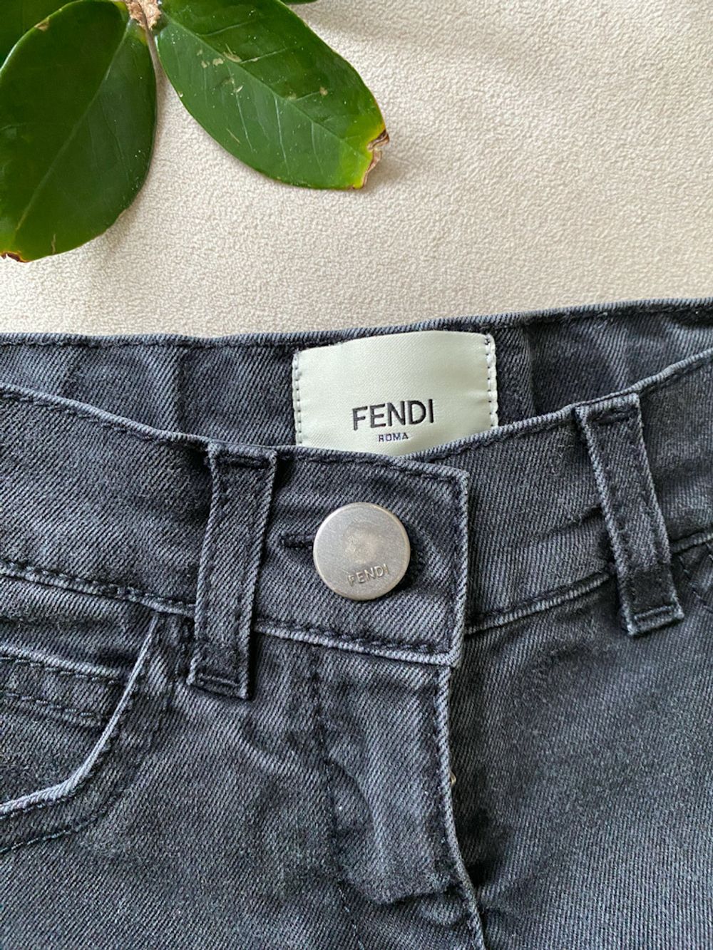 Джинсовая юбка Fendi, 104
