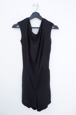 Платье смелое 40/42 размер