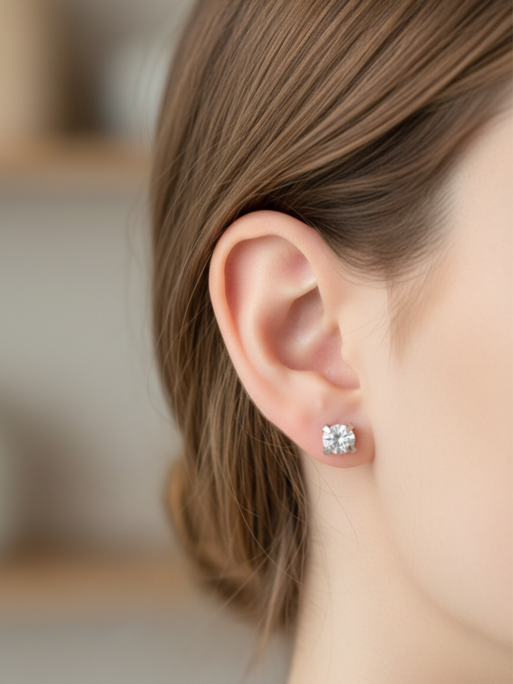 Серьги-гвоздики с прозрачным кристаллом 4 мм. Бижутерия