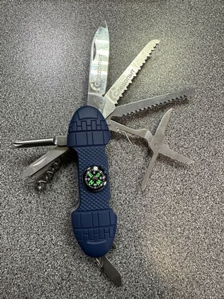 Мультитул Следопыт 12 предметов в коробке