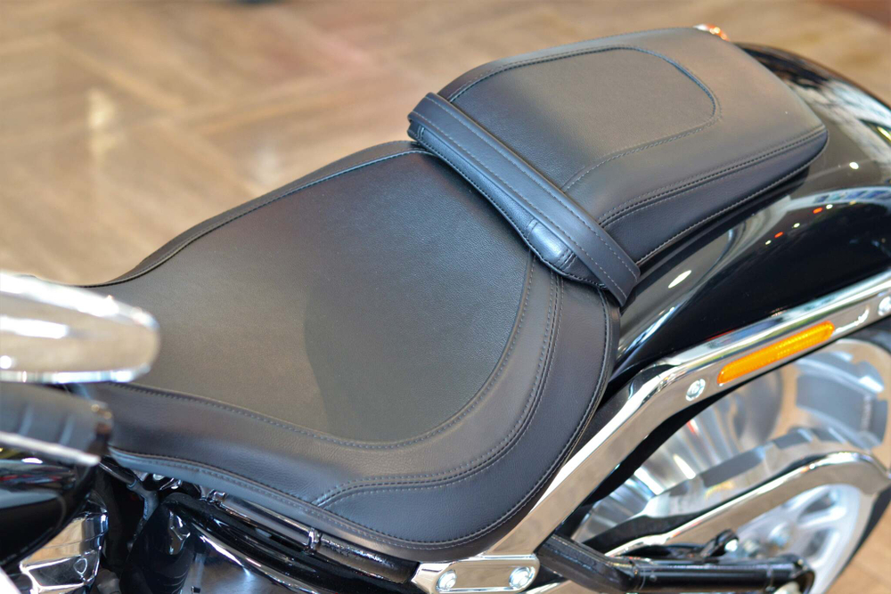 Harley-Davidson Fat Boy 114 (Customized)