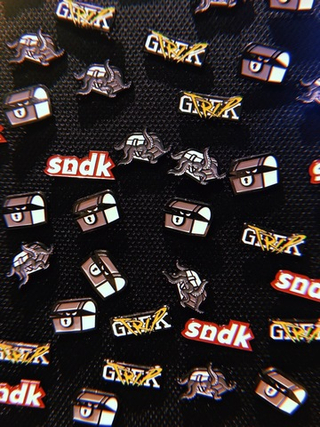Пин Geek Trip