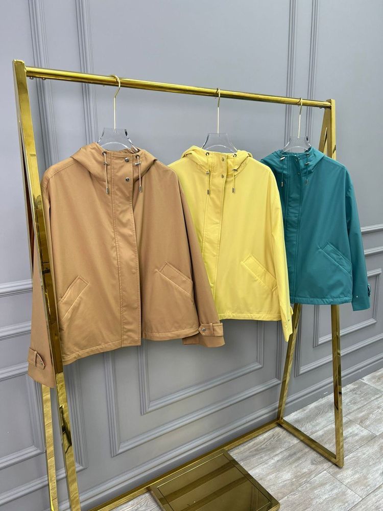 Ветровка Prada