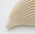 Легкий кремовый вибромассажер IROHA KUSHI (Цвет: кремовый)