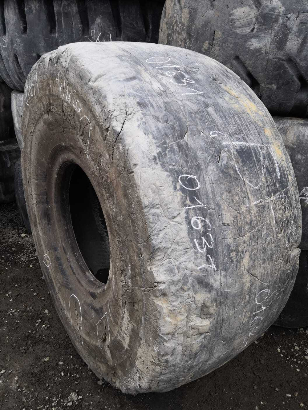 26.5R25 Bridgestone VSMS шина б/у