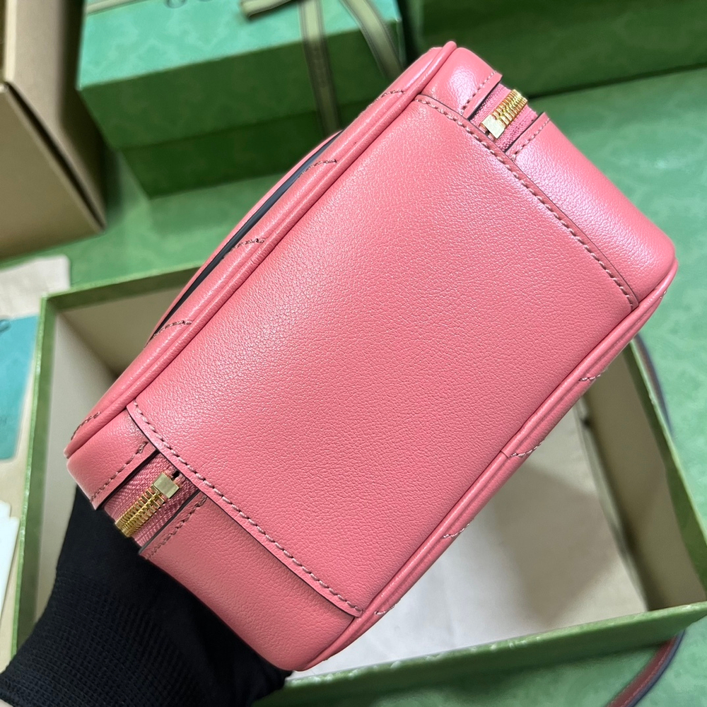 Gucci Blondie Top Handle Bag 17 cm