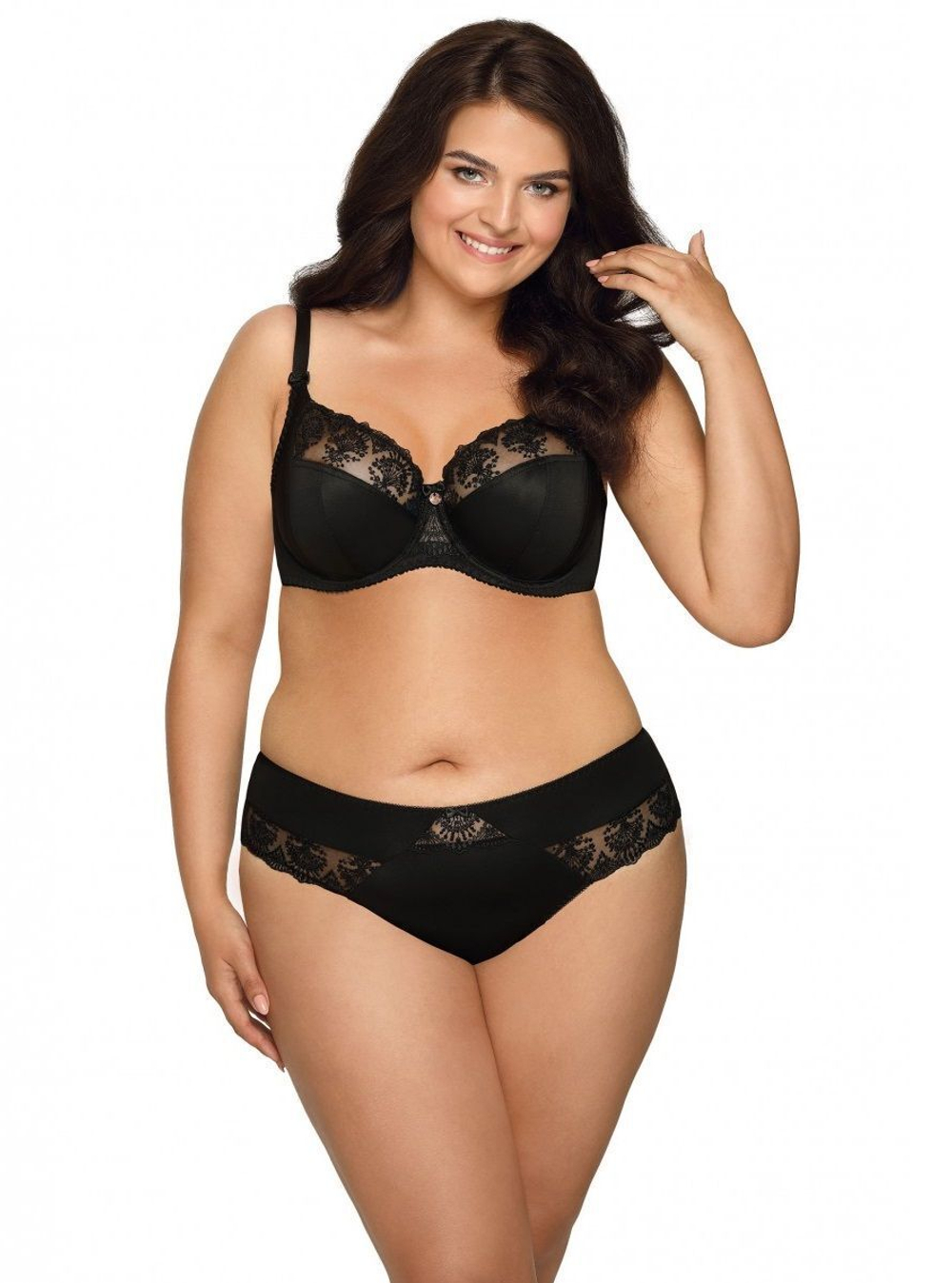 Бюстгальтер plus size на косточках с нежными кружевными элементами (Размер: 95H) (Цвет: черный)