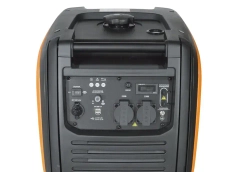 Генератор бензиновый инверторный Carver PPG-4500IS (3.5-4 кВт, бак 12 л, 220/12 В) / бензогенератор / резервное питание