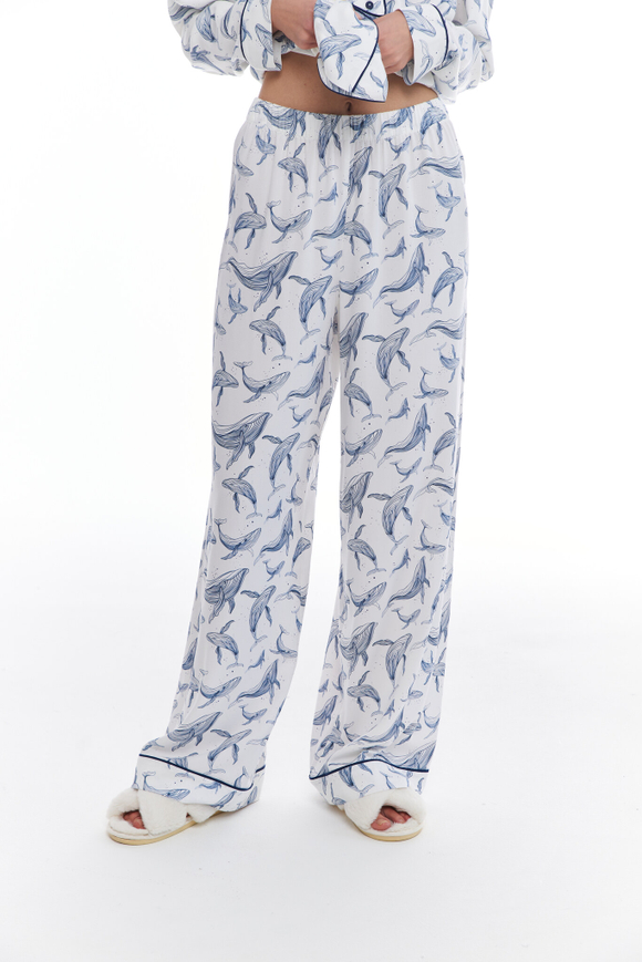 Брюки из вискозы с кантом и китами