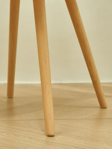 Стул Bjorg Arms с прозрачной спинкой