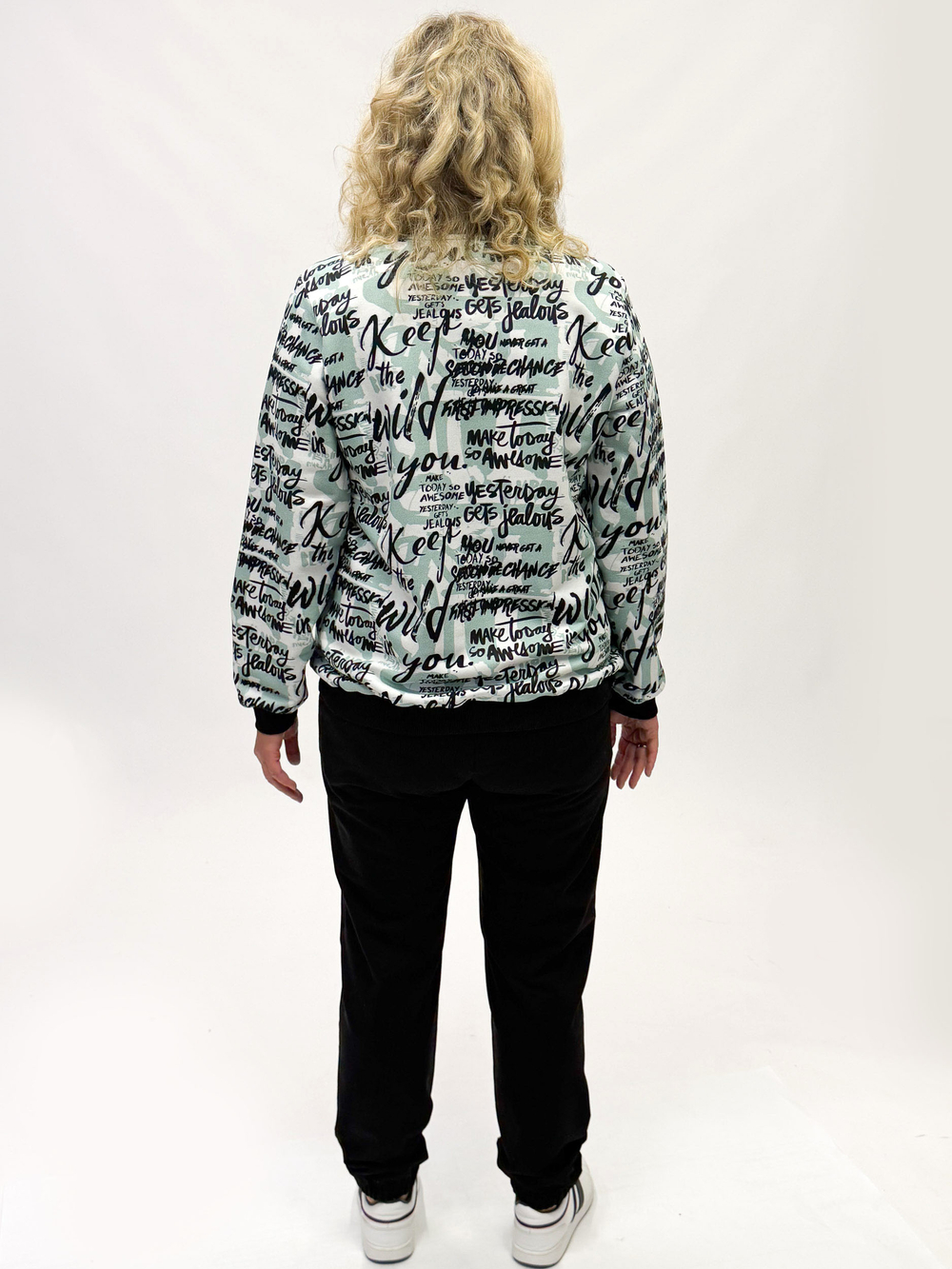 Толстовка женская трикотажная Fleur de Vie