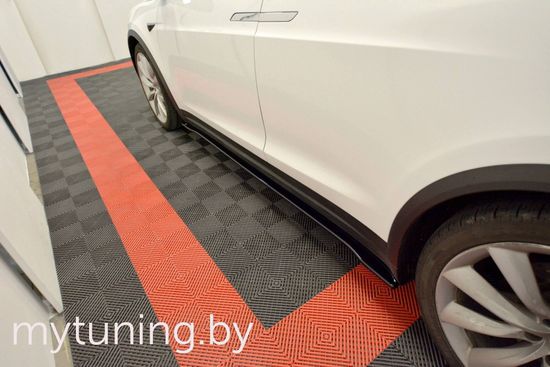 Сплиттеры накладок на пороги для TESLA Model X (15-...)