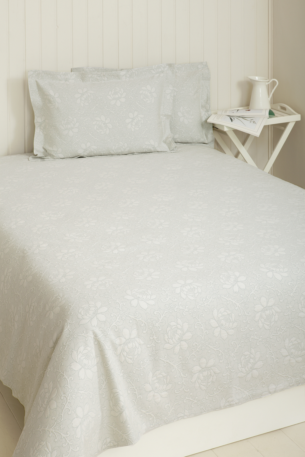 Покрывало 240х260 Luxberry Flowers мятное Португалия