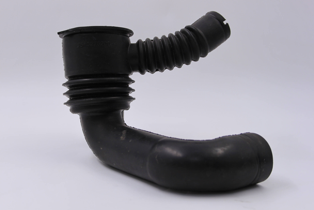 Патрубок бак-насос стиральной машины Deawoo 3613275200