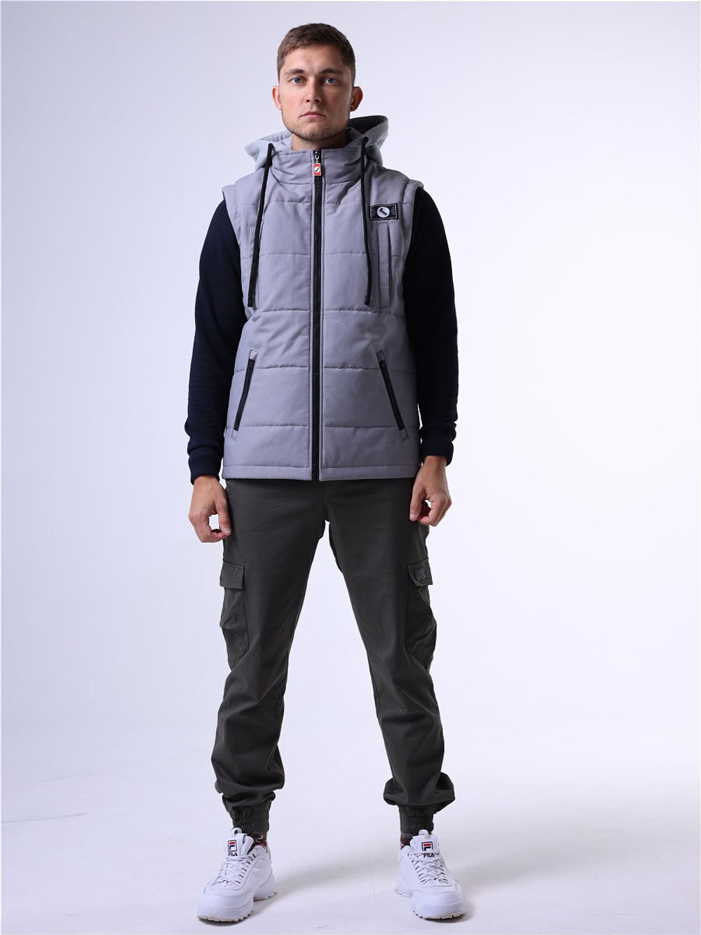 Жилет утепленный серый Город Горький