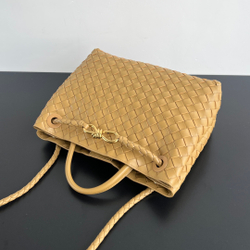 Bottega Veneta Medium Andiamo 32 cm