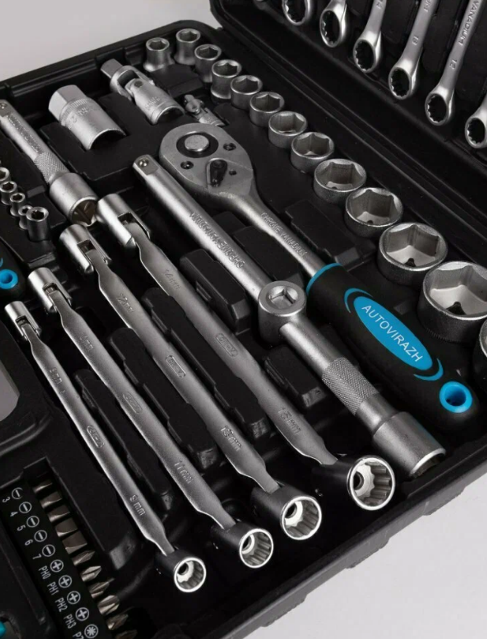 Инструмент  Autovirazh  набор 77 пр. 1/2"-1/4" AV-212077