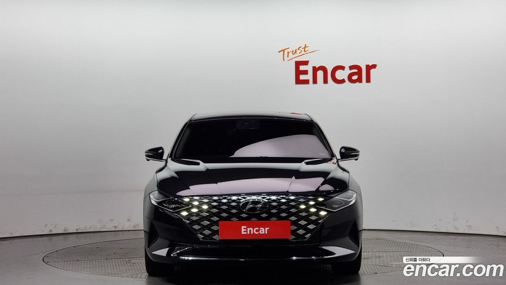Hyundai The New Grandeur (Azera) IG Hybrid Exclusive (11.2020)