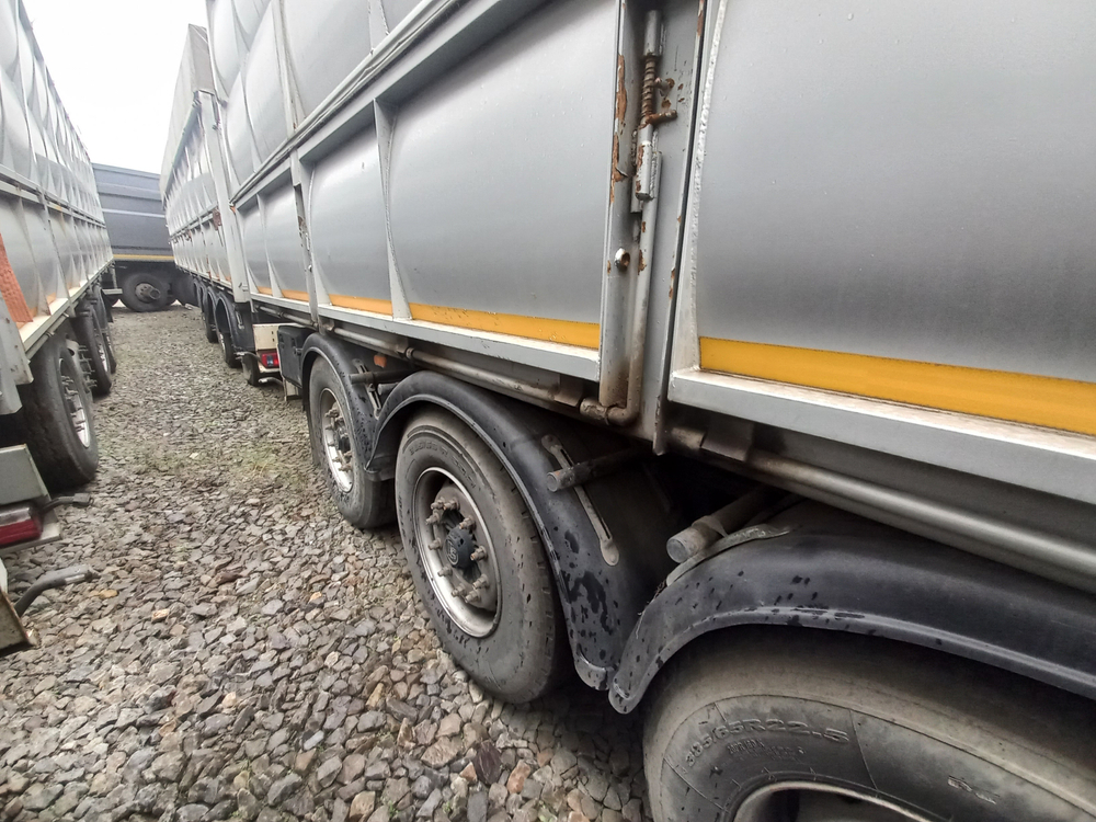 КРОПКУЗОВ 85057* Полуприцеп бортовой 85057B