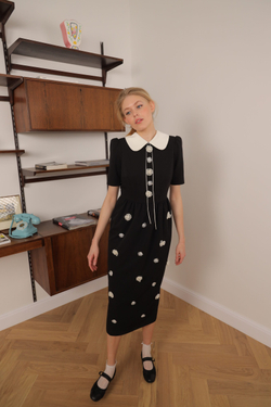 Жакет с белым воротником