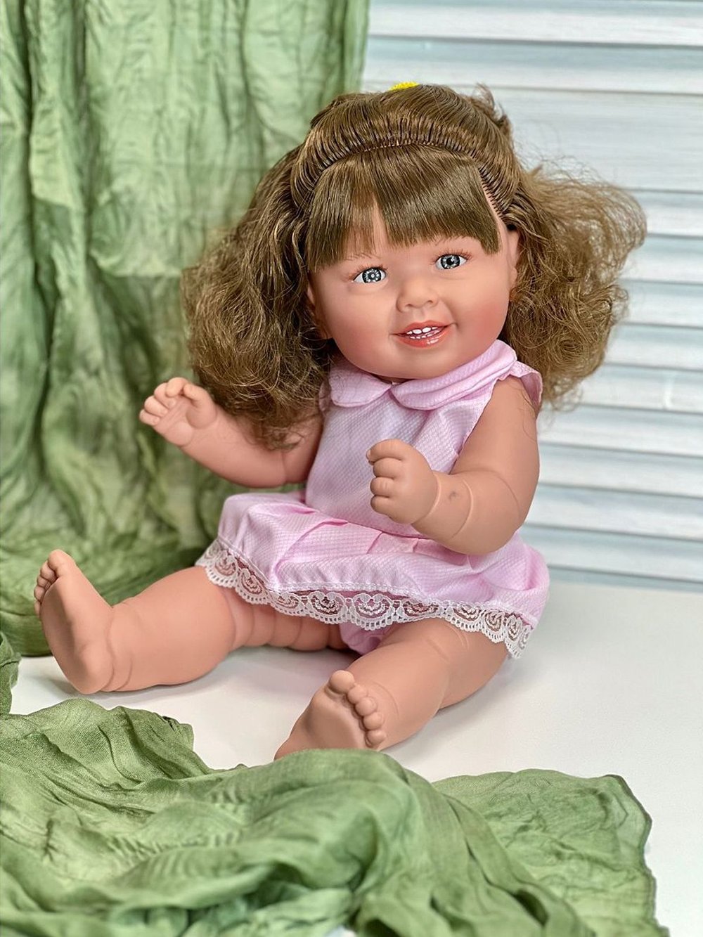 Кукла Manolo Dolls виниловая Diana 47см в пакете (7268)