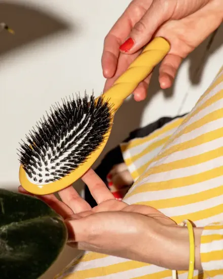 La Bonne Brosse N.02 The Essential Do It All Brush