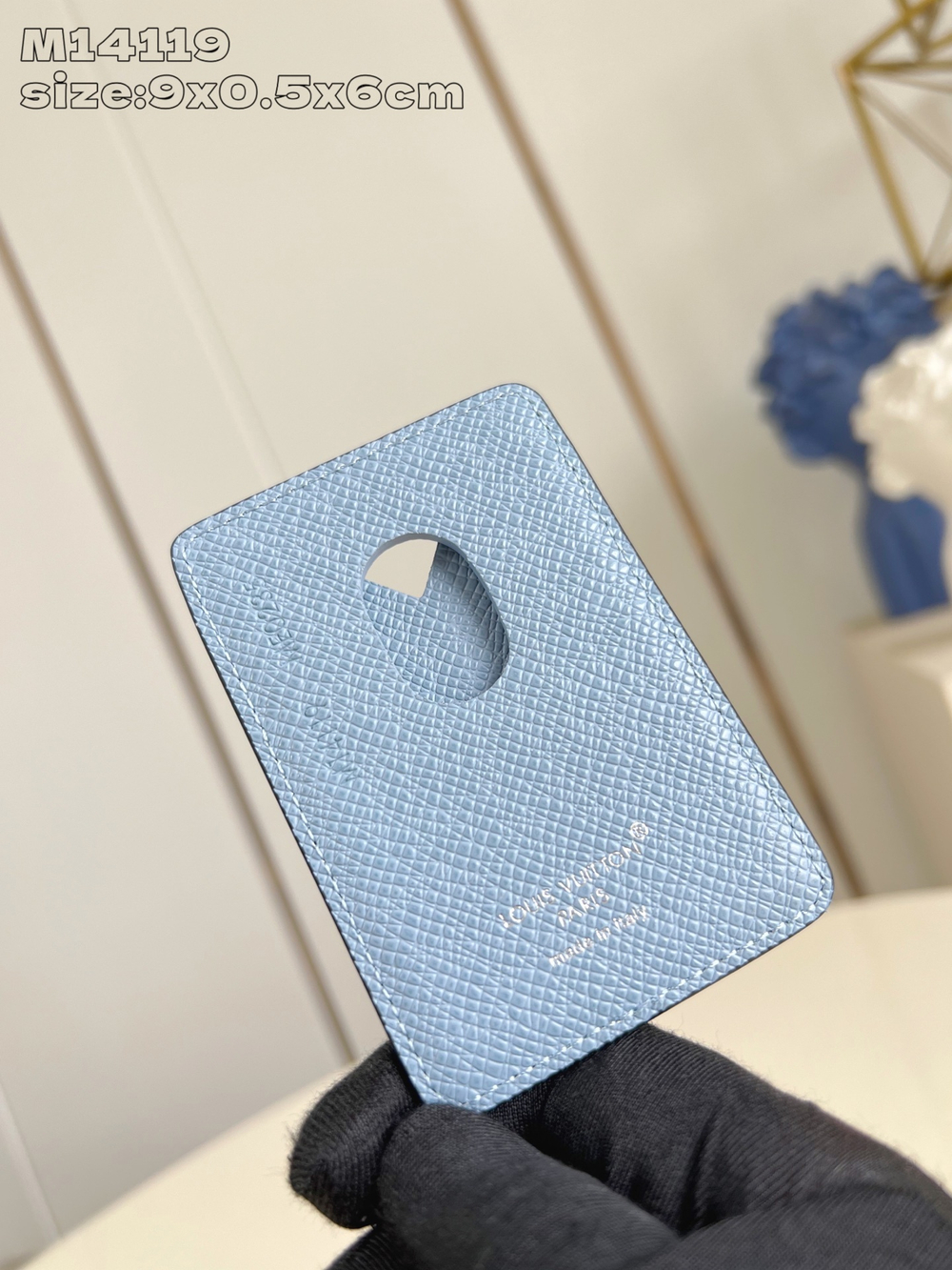 Louis Vuitton Porte Cartes Magnet