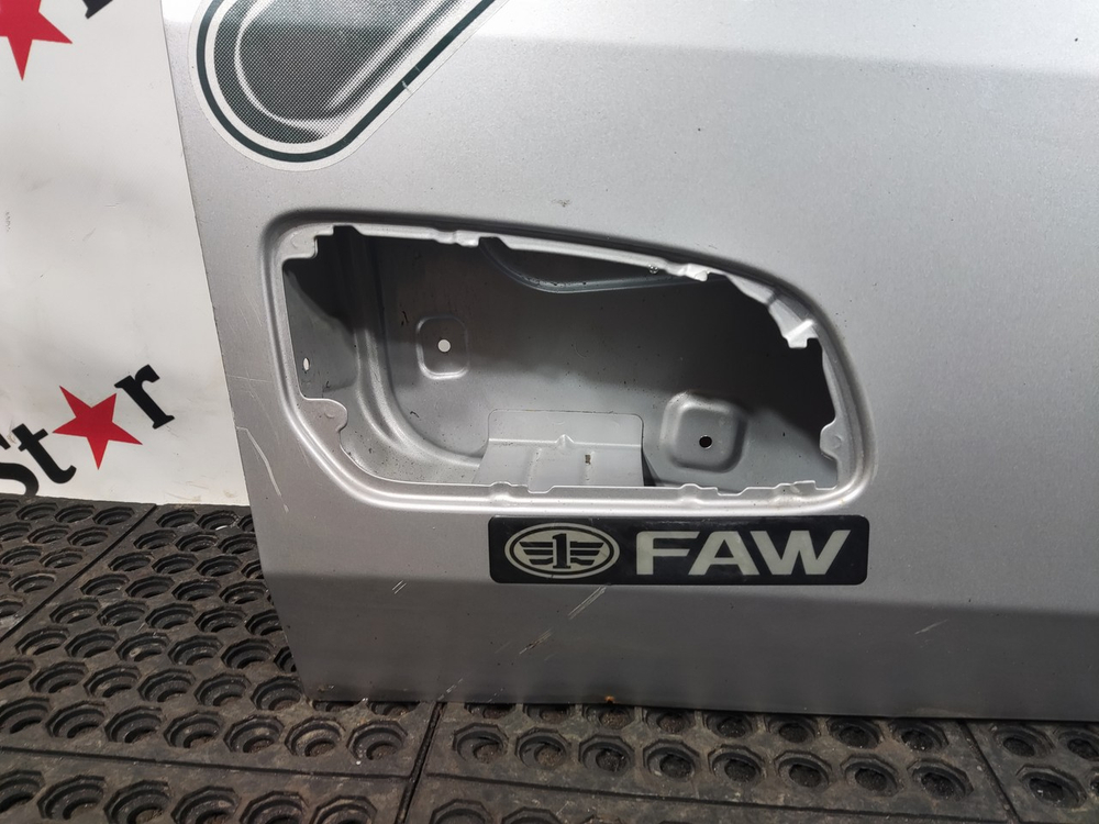 Дверь правая 2023 год.