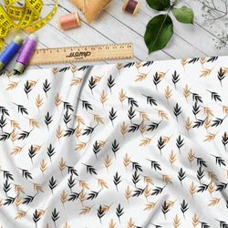 Ткань барби пожелтевшие листья на белом фоне