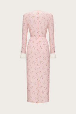 Платье из шелка с авторским принтом и кружевными элементами