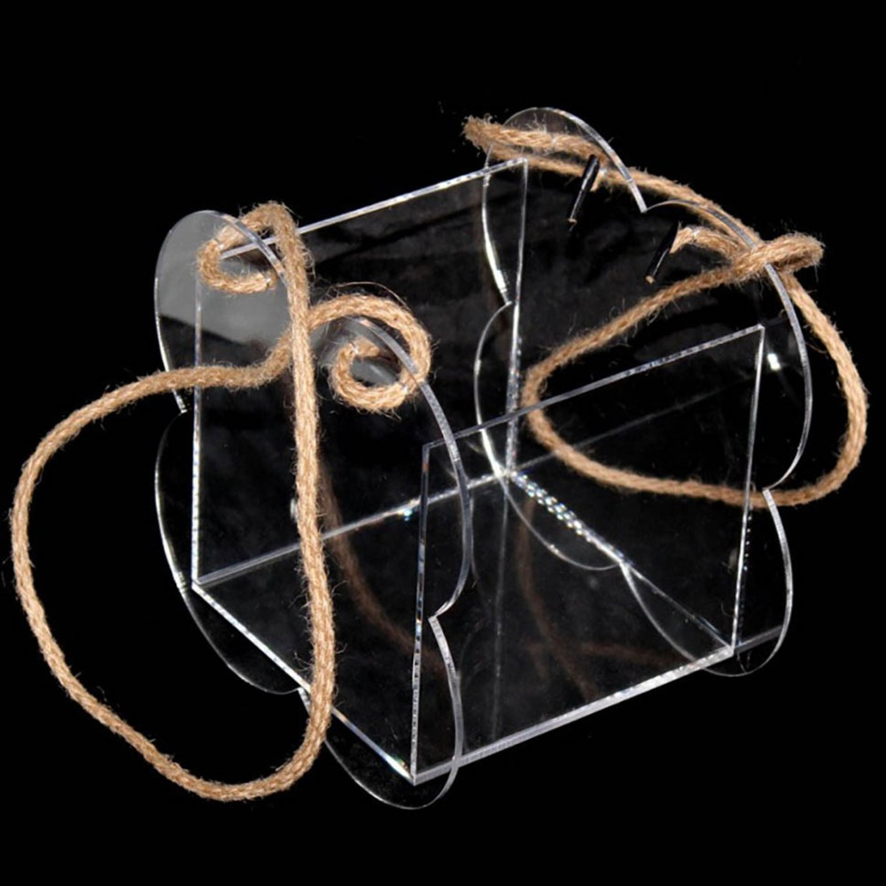 Коробка 16х16х12 см "Цветок" из оргстекла (Прозрачный)